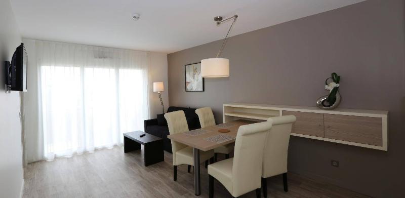Les Criquets Hotel & Spa Blanquefort  Ngoại thất bức ảnh